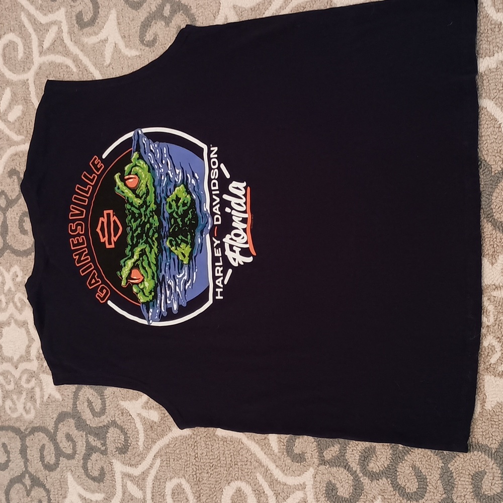 Harley-Davidson Black Sleeveless Shirt with Red and White Logo - Picture 2 of 2